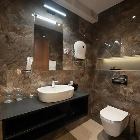 Kralj 3* Κράλιεβο