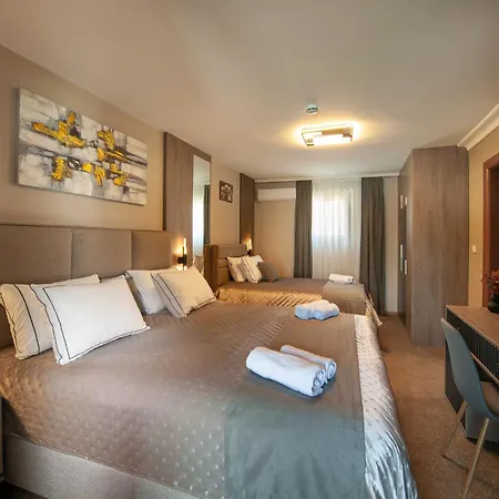 Kralj Ξενοδοχείο Κράλιεβο