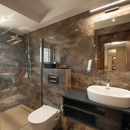 Kralj 3* Κράλιεβο